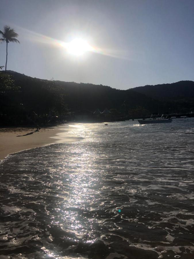 Canoa Abraao Esterno foto